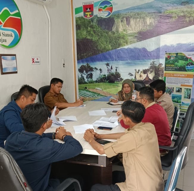 Kantor Geopark Ngarai Sianok Maninjau Gelar Rapat Persiapan "School Goes to Geopark II"